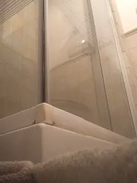 FrettedLodine online show from 11-23-25, 12:43