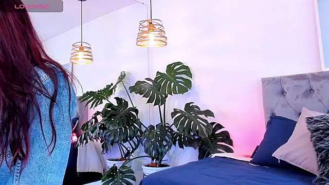 Nami sunny online show from 11-06-25, 06:42