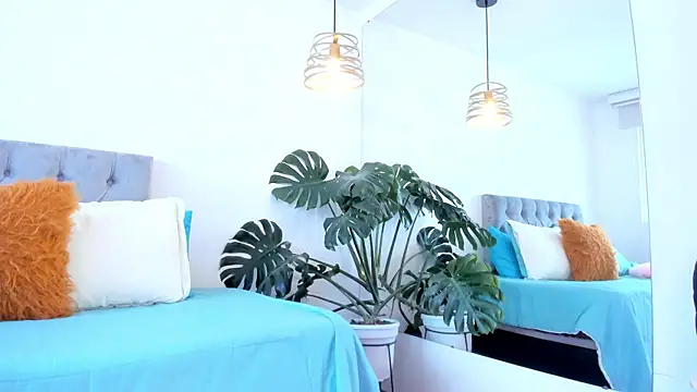 Nami sunny online show from 12-22-25, 07:00