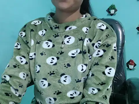 Yashi online show from 01-25-25, 12:38
