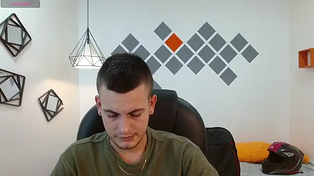 Cerokershelby online show from 01-03-25, 07:18