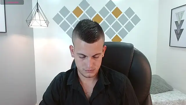 Cerokershelby online show from 02-06-25, 08:13