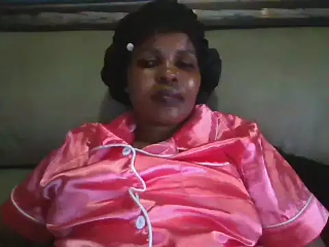 Honeybae82x online show from 12-21-24, 08:32