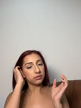 julialupato1606 online show from 02-22-25, 08:42