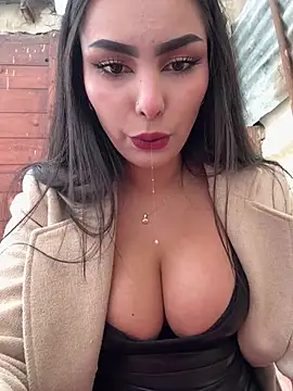 Maddy Rouse  online show from 04-17-26, 09:07