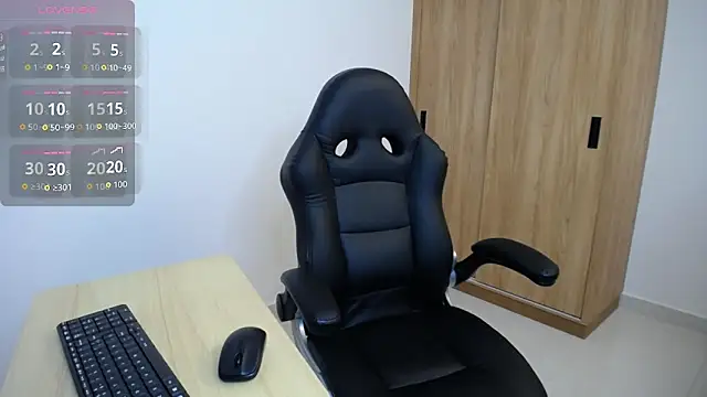 karoll marquez online show from 03-13-26, 04:02