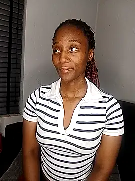 Snapshot of Lucy_Blacksilk chatting on 03-05-26, 07:10 Lucy Blacksilk online show from 03-05-26, 07:10