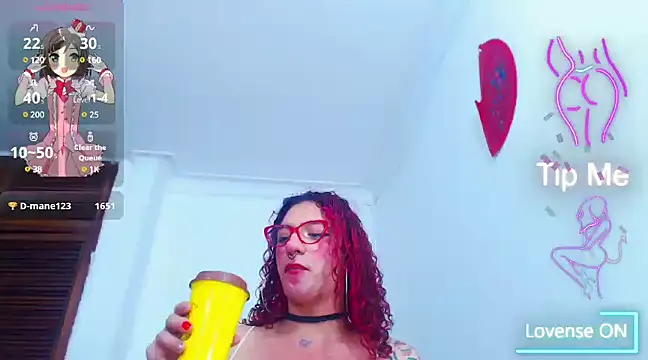 Snapshot of Skarleth77 chatting on 02-18-25, 03:21 Skarleth77 online show from 02-18-25, 03:21