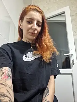 roxi katty online show from 11-19-25, 11:16