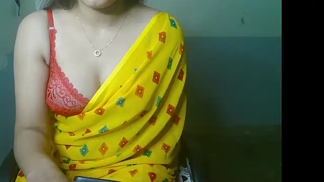 Snapshot of NithyaSingh chatting on 12-17-24, 06:02 NithyaSingh online show from 12-17-24, 06:02