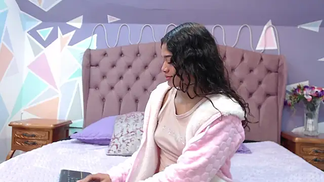 BritneyCollins online show from 02-01-25, 11:32