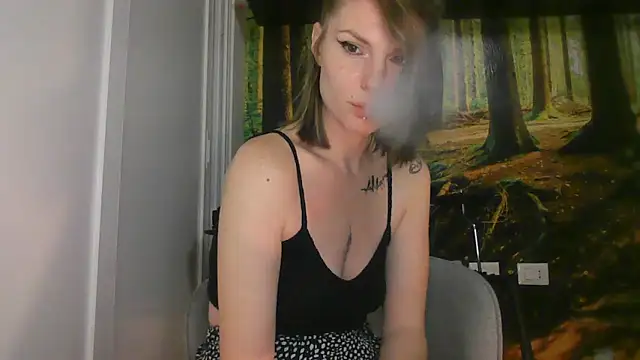 Feli blue online show from 11-30-25, 10:25