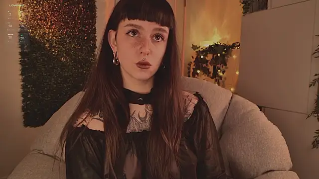 MichaellaMoon online show from 02-04-26, 04:13