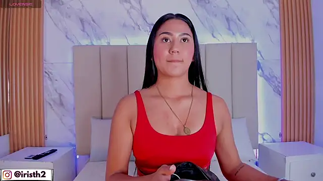 Iris Thompson  online show from 02-12-26, 03:56