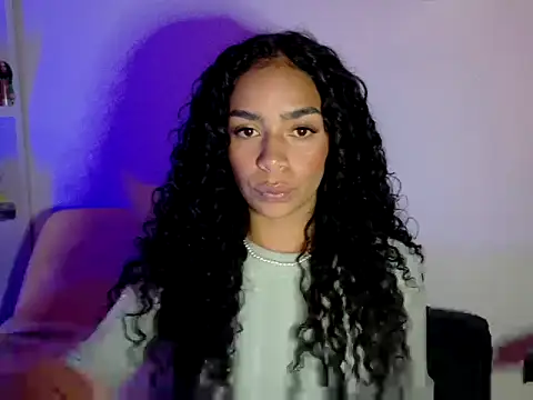 Snapshot of lali2gab chatting on 06-19-26, 01:32 lali2gab online show from 06-19-26, 01:32