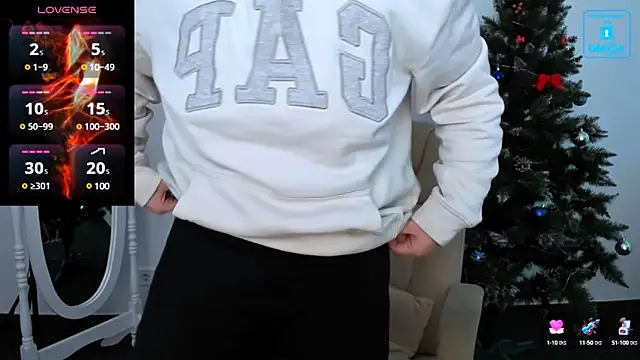 Snapshot of Dolly__Queen_ chatting on 01-20-25, 12:25 Dolly Queen online show from 01-20-25, 12:25