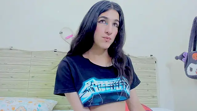 Evil Queen13 online show from 12-05-25, 07:43