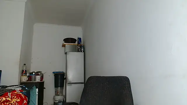 Hugetittiesxx2 online show from 02-18-26, 04:19