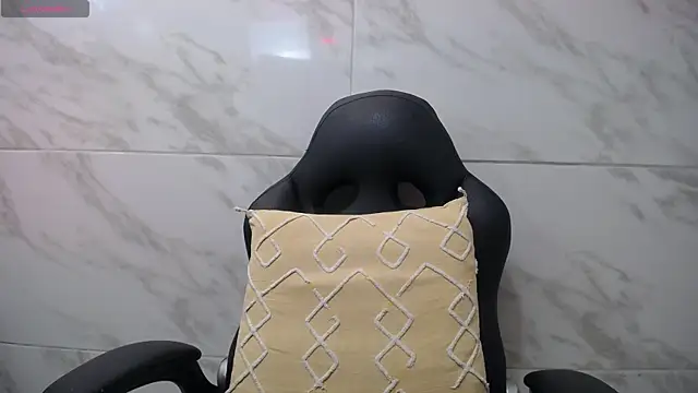 Snapshot of shantala_krisha chatting on 05-26-26, 06:37 shantala krisha online show from 05-26-26, 06:37