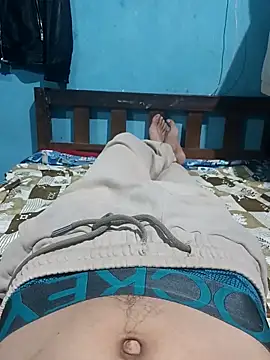 Snapshot of funnguy25 chatting on 05-16-26, 05:34 funnguy25 online show from 05-16-26, 05:34