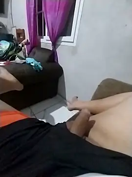 Snapshot of Whiper2024 chatting on 10-28-25, 02:48 Whiper2024 online show from 10-28-25, 02:48