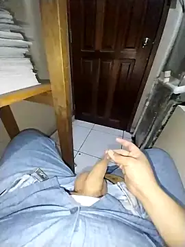 Whiper2024 online show from 03-16-26, 06:23