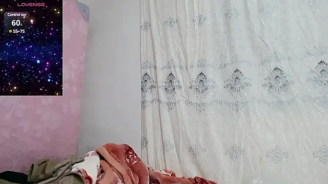 Snapshot of baoer-558 chatting on 02-11-25, 11:32 baoer-558 online show from 02-11-25, 11:32