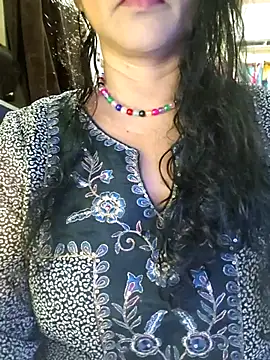 Snapshot of Bangarupapa chatting on 07-10-26, 06:07 Bangarupapa online show from 07-10-26, 06:07