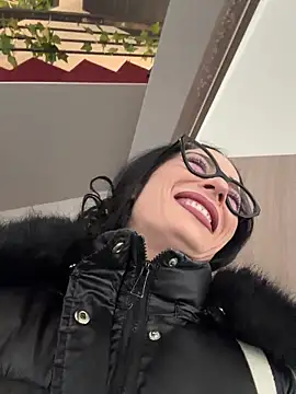 Snapshot of FeetVibe chatting on 02-23-26, 06:33 FeetVibe online show from 02-23-26, 06:33