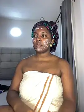 Snapshot of prettiepearl chatting on 06-26-26, 05:34 prettiepearl online show from 06-26-26, 05:34