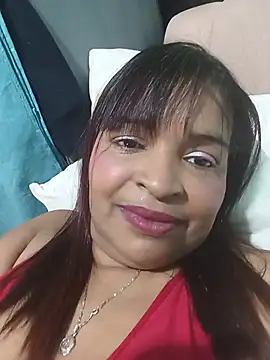 Snapshot of _violetta_- chatting on 07-15-26, 12:38 violetta - online show from 07-15-26, 12:38