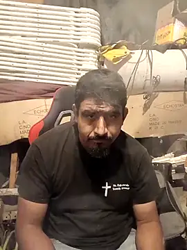 Snapshot of beliqi chatting on 11-07-25, 12:27 beliqi online show from 11-07-25, 12:27