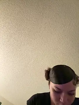 ladylavish online show from 12-14-24, 07:40