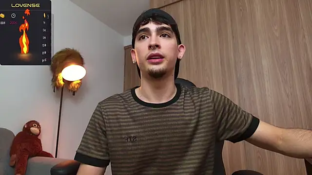 Snapshot of zenn_rush1 chatting on 01-15-25, 11:32 zenn rush1 online show from 01-15-25, 11:32