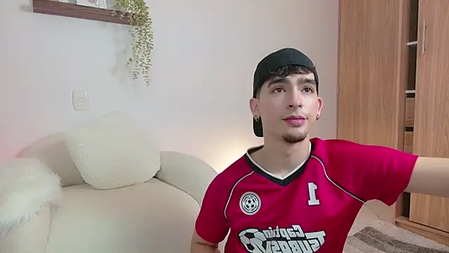 Snapshot of zenn_rush1 chatting on 03-05-25, 01:06 zenn rush1 online show from 03-05-25, 01:06