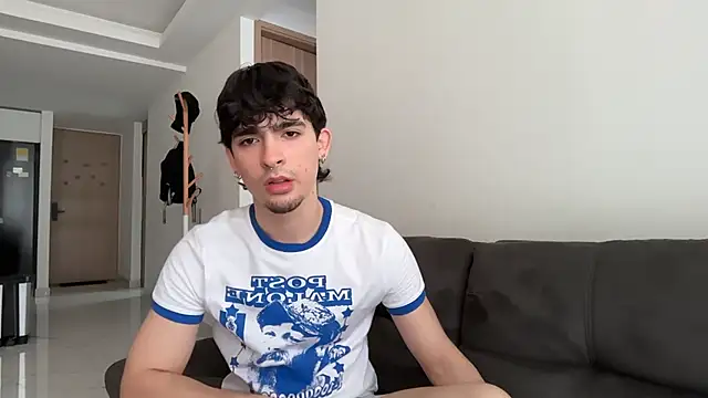 Snapshot of zenn_rush1 chatting on 11-01-25, 02:30 zenn rush1 online show from 11-01-25, 02:30