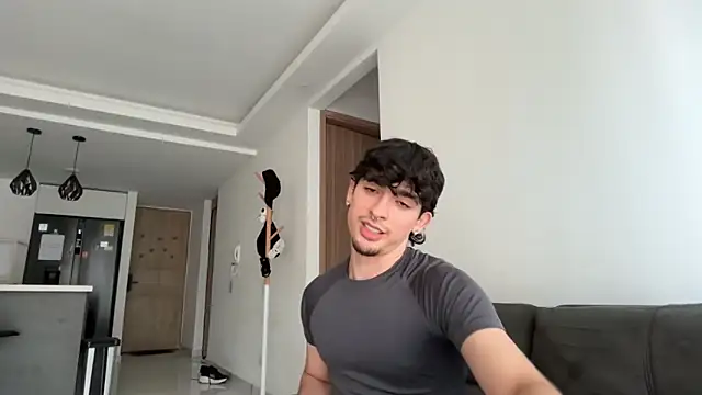 zenn rush1 online show from 11-20-25, 02:17