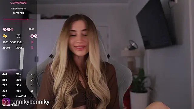 Coconutkittyy online show from 12-24-24, 05:13