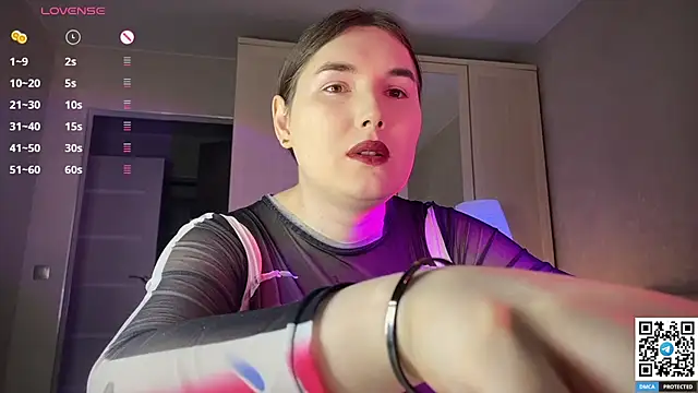 Maria Bowie online show from 03-10-26, 07:02