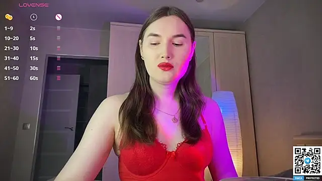 Snapshot of Maria_Bowie chatting on 05-09-26, 06:07 Maria Bowie online show from 05-09-26, 06:07