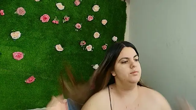 Huge Titties  online show from 03-14-26, 05:02