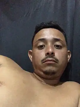 isacalejandroo online show from 02-12-26, 06:58