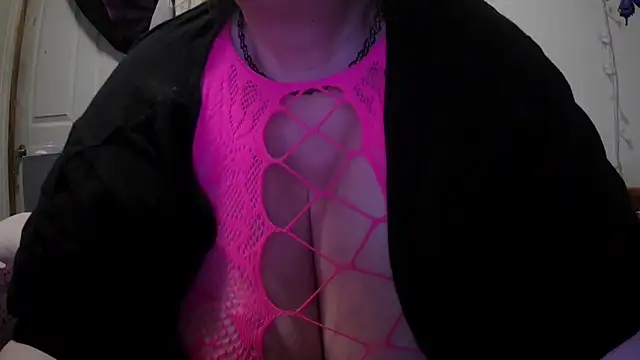 Snapshot of Alli_Kat chatting on 03-10-26, 07:46 Alli Kat online show from 03-10-26, 07:46