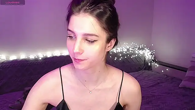 Snapshot of Abigail_Wills chatting on 11-22-25, 05:56 Abigail Wills online show from 11-22-25, 05:56