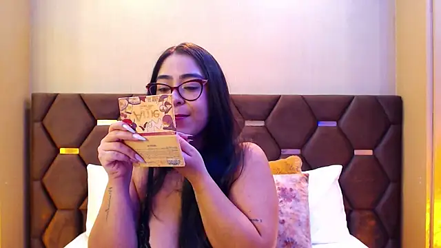 Snapshot of DevonPiers chatting on 01-24-25, 12:10 DevonPiers online show from 01-24-25, 12:10