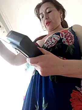 Snapshot of sussy_185 chatting on 11-18-25, 07:51 sussy 185 online show from 11-18-25, 07:51