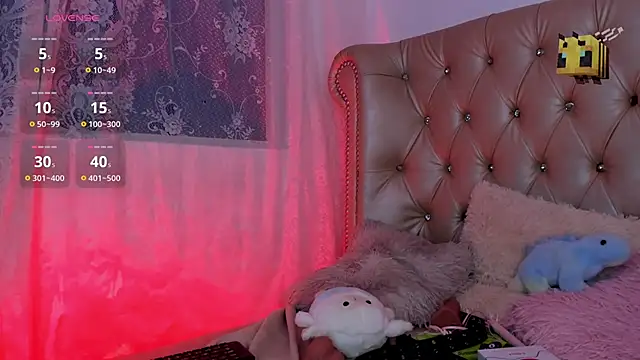 AlexaFoxy18 online show from 03-13-25, 07:20