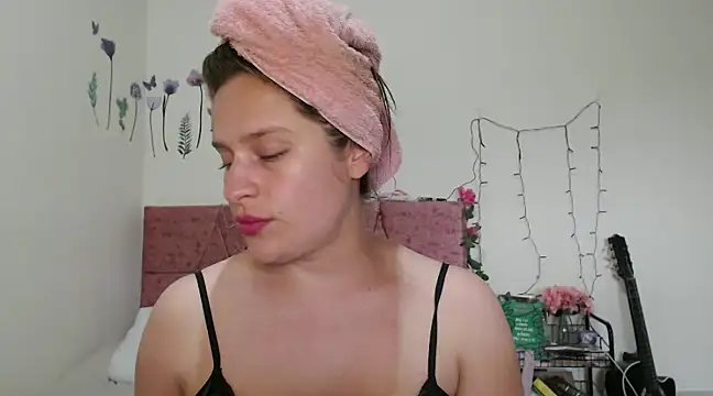 Snapshot of Serenity chatting on 01-24-25, 09:15 Serenity online show from 01-24-25, 09:15