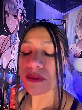 Im Little online show from 09-20-25, 03:07