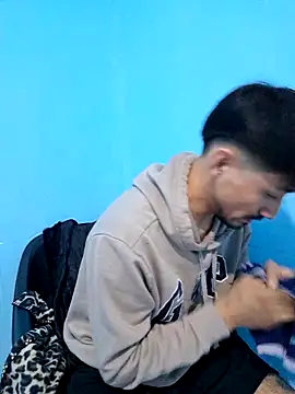 Snapshot of charlesss19 chatting on 03-21-25, 07:57 charlesss19 online show from 03-21-25, 07:57